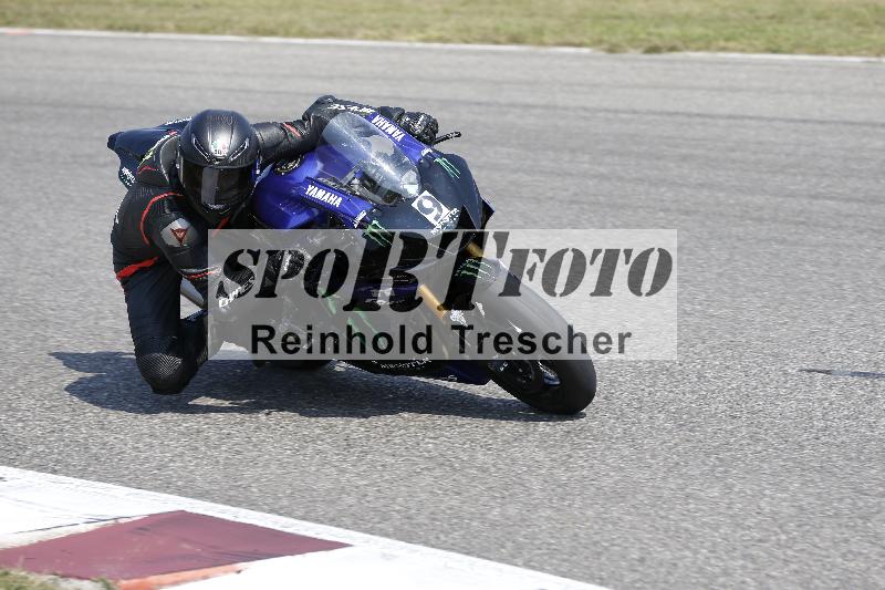 Archiv-2025/49 26.08.2025 Cornu Master School ADR/gruen-vert/9